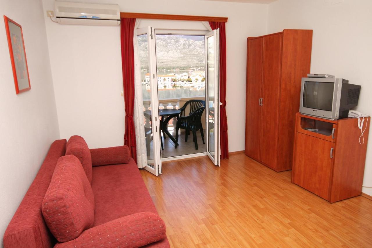 Apartments And Rooms By The Sea Vinjerac, Zadar - 3248 Buitenkant foto