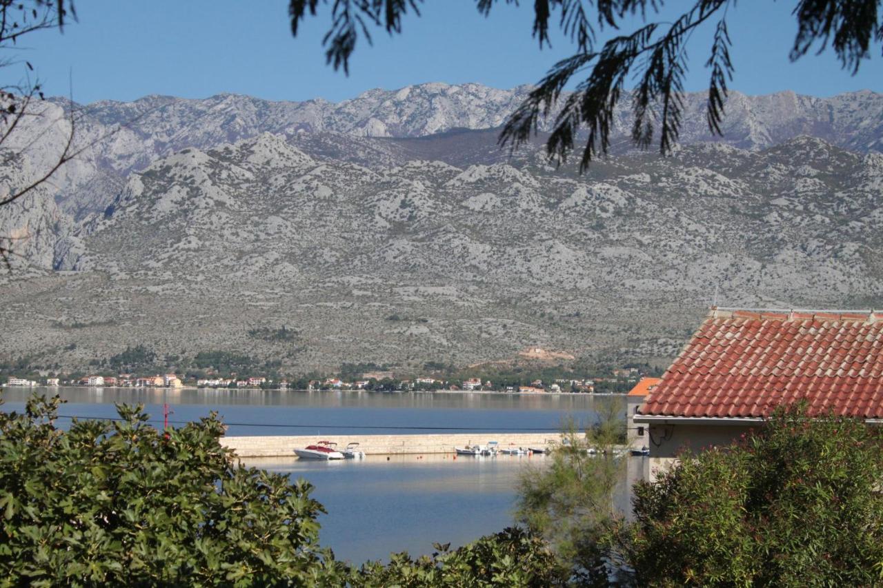 Apartments And Rooms By The Sea Vinjerac, Zadar - 3248 Buitenkant foto