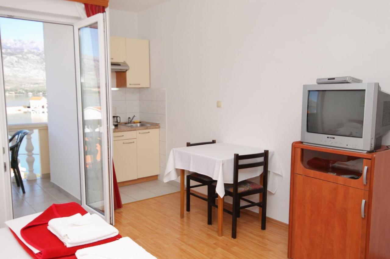 Apartments And Rooms By The Sea Vinjerac, Zadar - 3248 Buitenkant foto