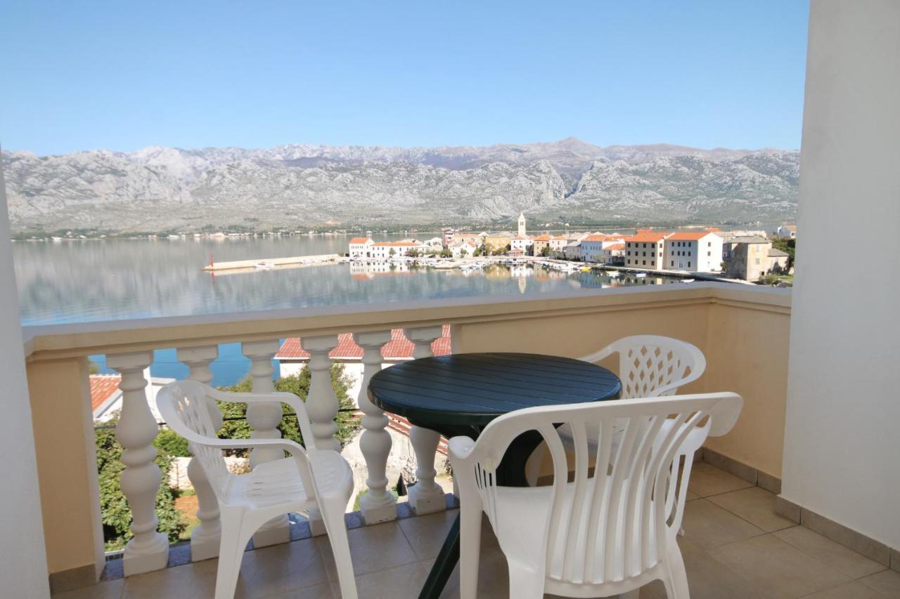 Apartments And Rooms By The Sea Vinjerac, Zadar - 3248 Buitenkant foto